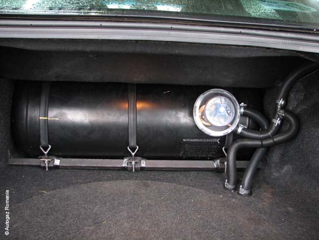 chrysler-300m-7